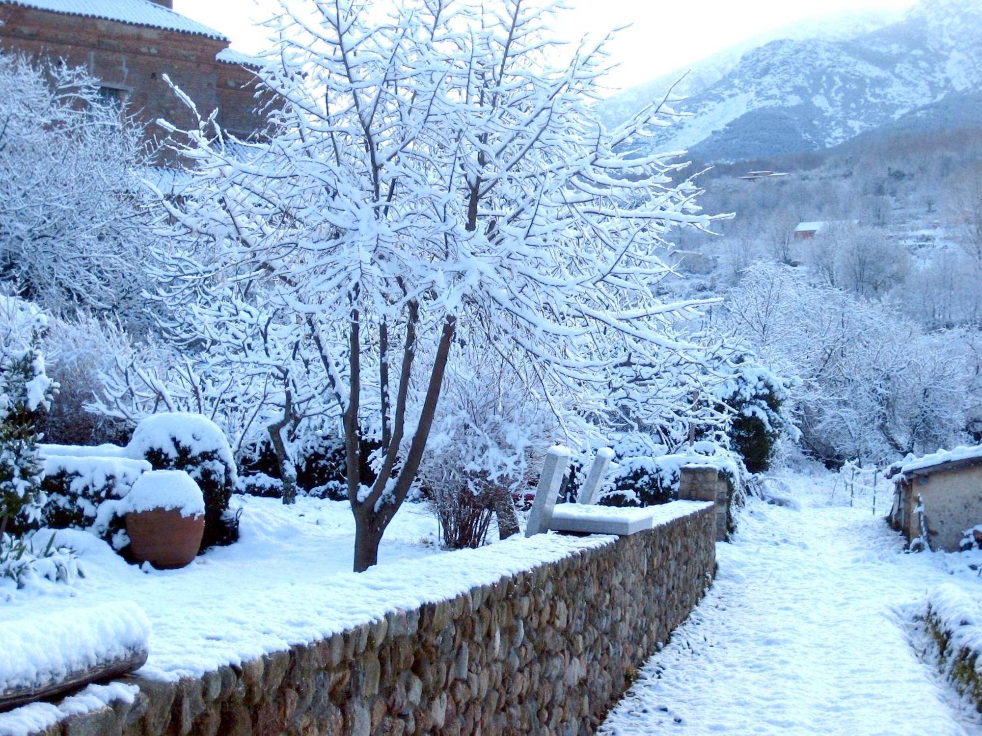 El Jardin Del Convento, Casa Rural แอร์วาส ภายนอก รูปภาพ